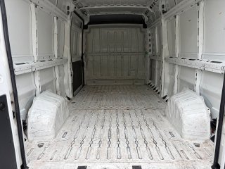 /photos/12840/72d8b302-319b-4ae1-cc56-18c7b48c32b8_i320x240.jpg