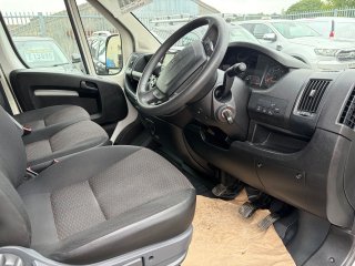 /photos/12840/b5e923e6-3e00-6d17-5b26-c57836c98b4d_i320x240.jpg
